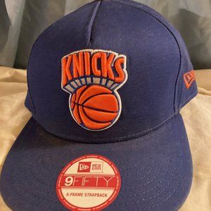 NY KNICKS Basketball Team Hat by New Era.